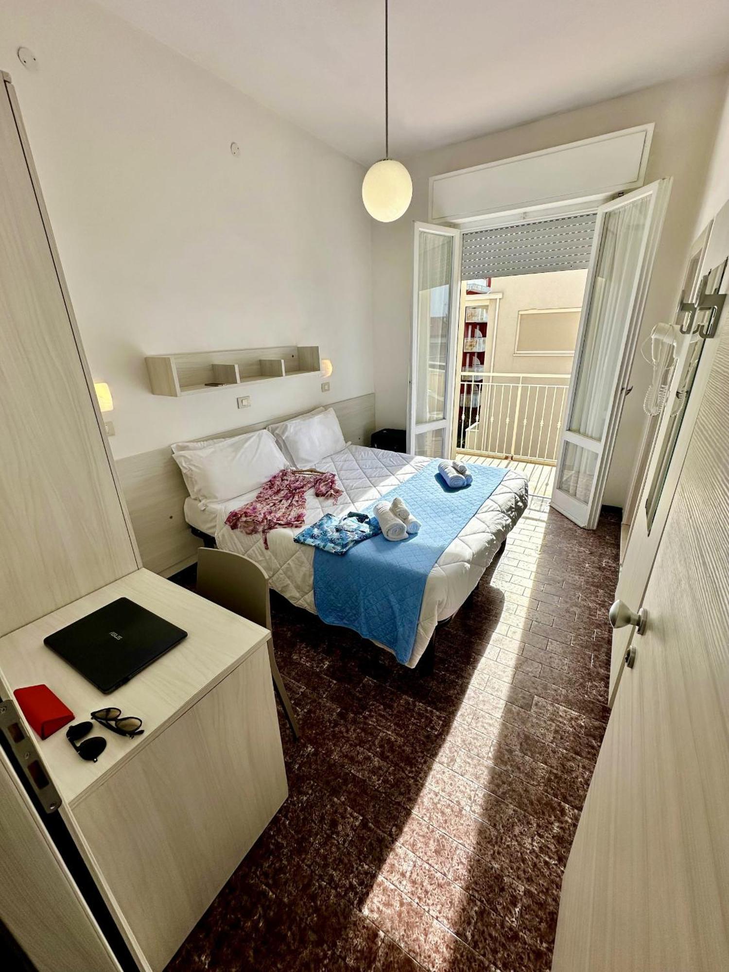 Hotel Napoleon ريتشوني المظهر الخارجي الصورة