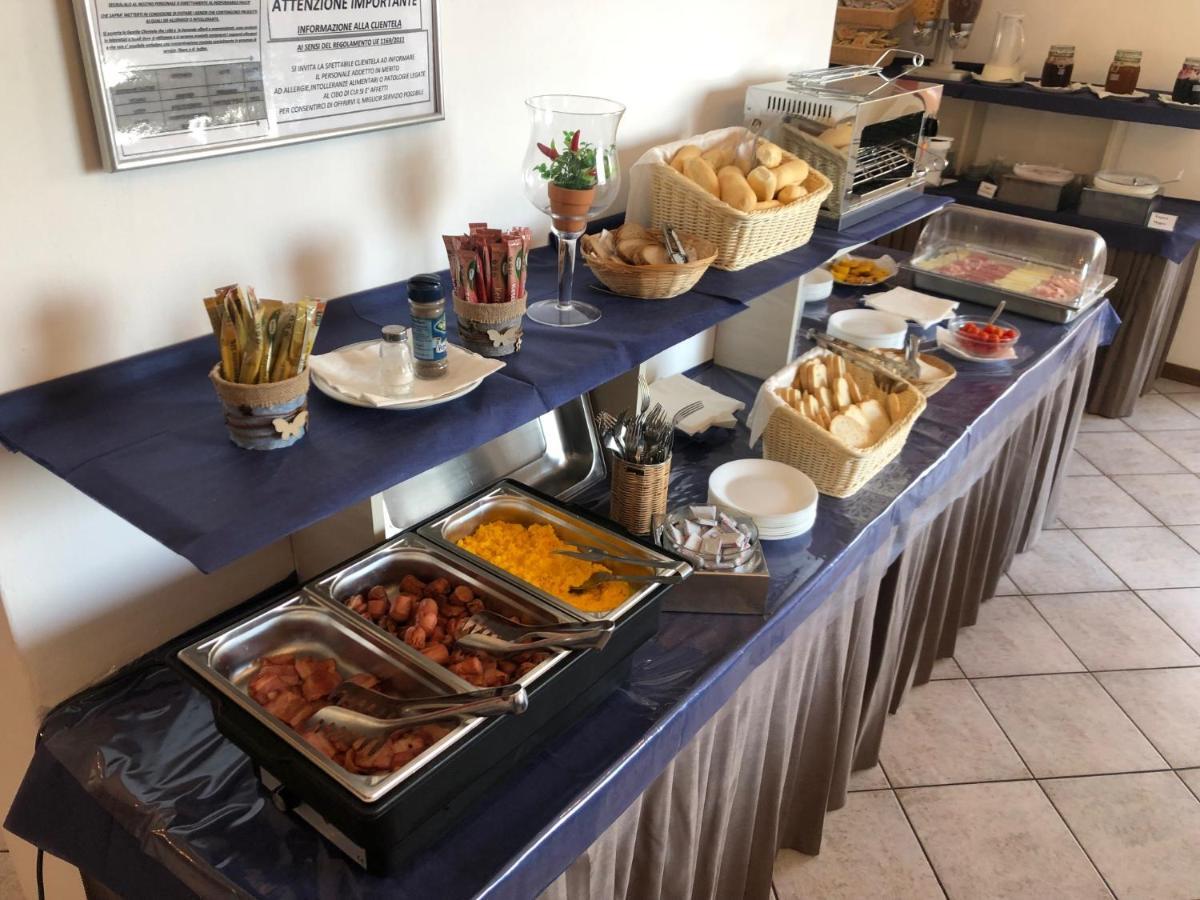 Hotel Napoleon ريتشوني المظهر الخارجي الصورة